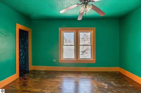 624 N River Ave, Alma, MI 48801 photo 16