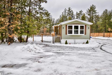 3625 E M-72, Grayling, MI 49738 photo 4