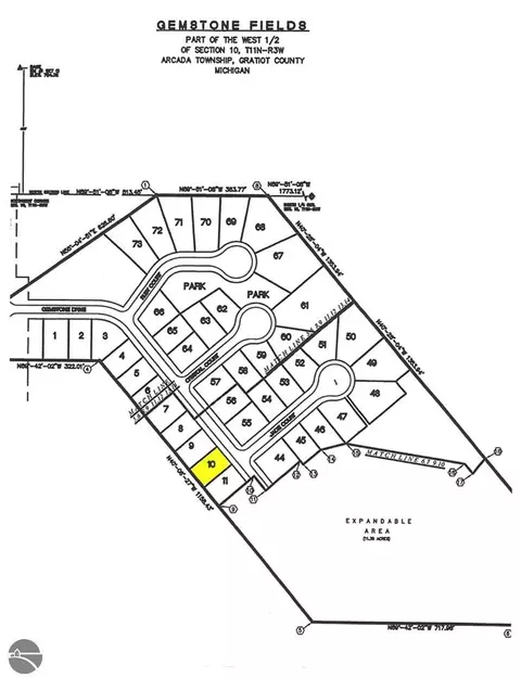 237 Gemstone Dr, Alma, MI 48801