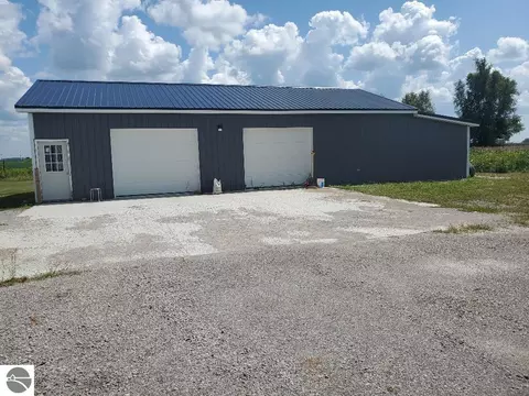 2540 Saint Charles Rd, Ithaca, MI 48847 photo 28