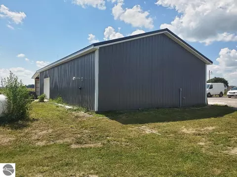 2540 Saint Charles Rd, Ithaca, MI 48847 photo 30