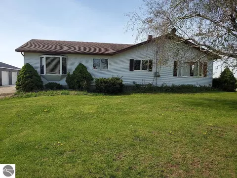2540 Saint Charles Rd, Ithaca, MI 48847 photo 43