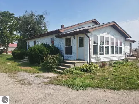 2540 Saint Charles Rd, Ithaca, MI 48847 photo 44