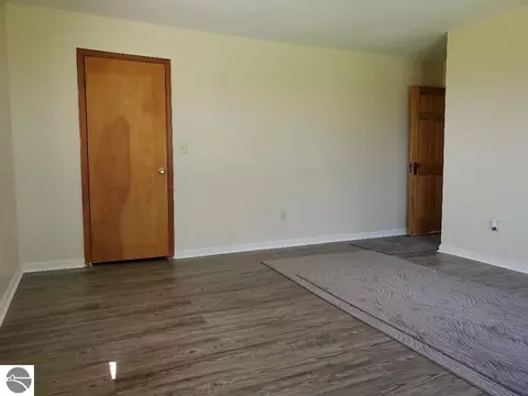 2540 Saint Charles Rd, Ithaca, MI 48847 photo 9