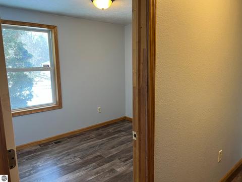 2131 Pine Crescent Dr, Farwell, MI 48622 photo 6