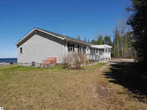 10356 Raven Dr, Ocqueoc, MI 49759 photo 85