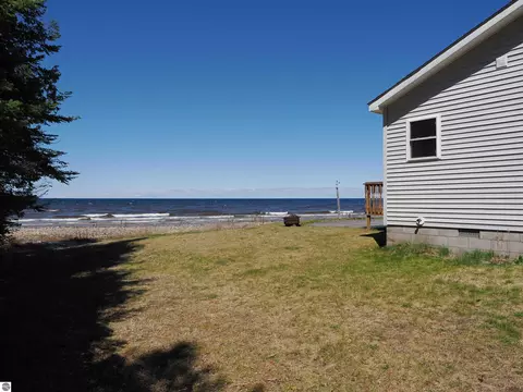 10356 Raven Dr, Ocqueoc, MI 49759 photo 46