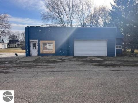 203 W Morse St, Perrinton, MI 48871