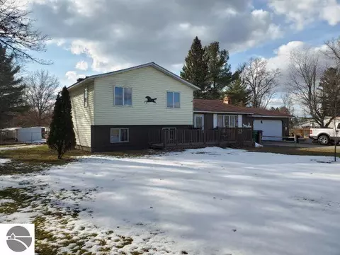 4092 Lucinda Dr, Prescott, MI 48756
