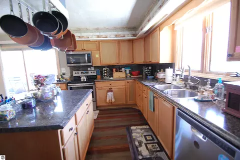 388 W Lagrant Rd, Twining, MI 48766 photo 9