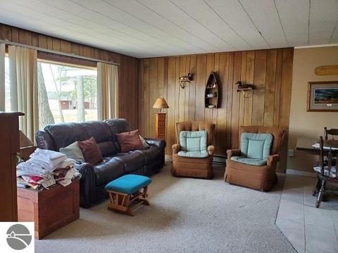 218 Henderson Lake Dr, Lupton, MI 48635 photo 6