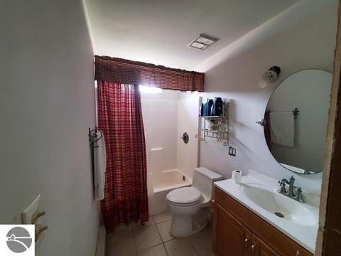 218 Henderson Lake Dr, Lupton, MI 48635 photo 14