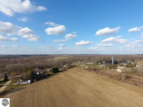 Tbd Hyde Road, Maple Rapids, MI 48853