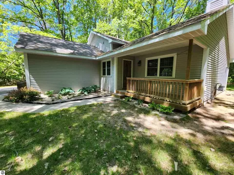 10936 Dylan Dr #15, Interlochen, MI 49643 photo 3