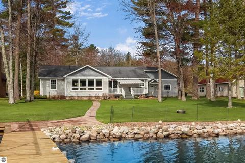 13185 Torch River Rd, Rapid City, MI 49676