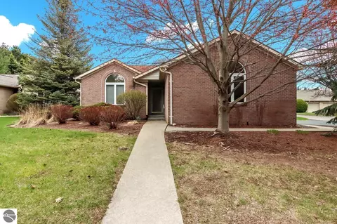 2998 Emerald Isle, Traverse City, MI 49684