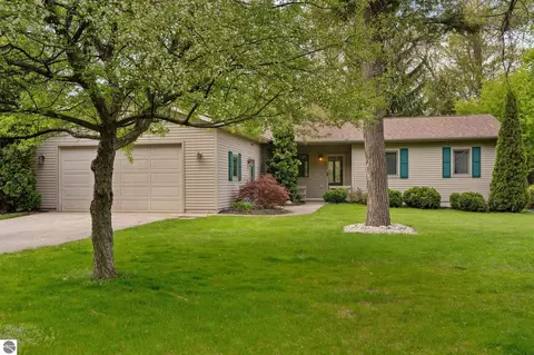 3770 Peninsular Shrs, Grawn, MI 49637