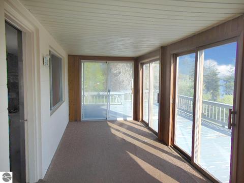 755 Sunset Dr, Lupton, MI 48635 photo 7