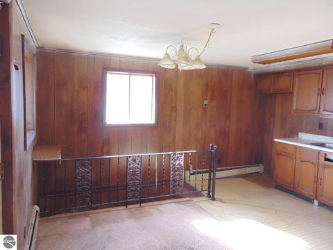 755 Sunset Dr, Lupton, MI 48635 photo 5