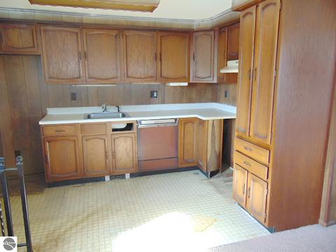 755 Sunset Dr, Lupton, MI 48635 photo 6