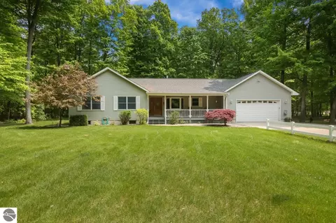 819 S Marshall Rd, Beulah, MI 49617