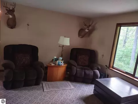 3139 Bischoff Dr, Harrison, MI 48625 photo 3