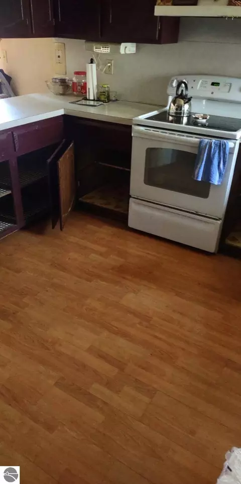 3139 Bischoff Dr, Harrison, MI 48625 photo 12