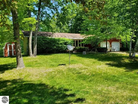 3139 Bischoff Dr, Harrison, MI 48625 photo 47