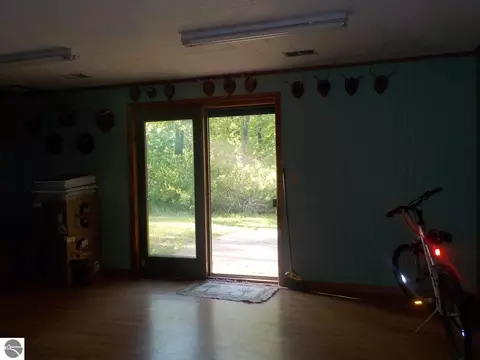 3139 Bischoff Dr, Harrison, MI 48625 photo 28