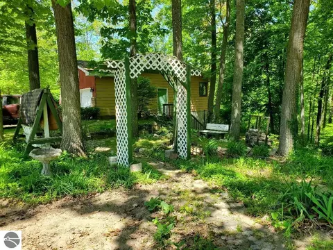 3139 Bischoff Dr, Harrison, MI 48625 photo 51