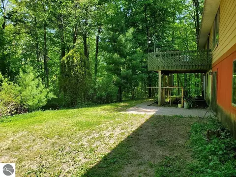 3139 Bischoff Dr, Harrison, MI 48625 photo 42