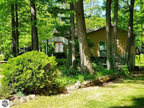 3139 Bischoff Dr, Harrison, MI 48625 photo 48