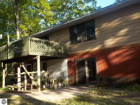 3139 Bischoff Dr, Harrison, MI 48625 photo 38