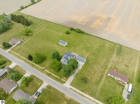 Tbd E Section Line Road, Ashley, MI 48806 photo 6
