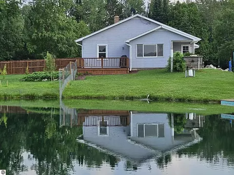 360 7 Mile Rd, Sears, MI 49679 photo 5