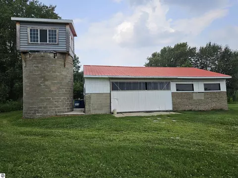 360 7 Mile Rd, Sears, MI 49679 photo 33