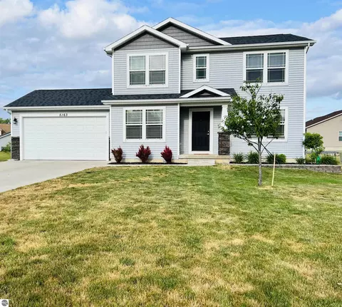 5163 Bridle Ln, Mt Pleasant, MI 48848