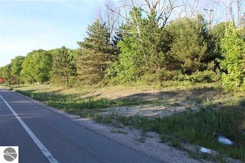 APT 8 & 7 N Mackinaw Trail, Manton, MI 49663