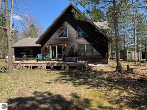 8604 Partridge Roost, Frederic, MI 49733 photo 3