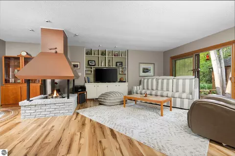 125 Mitchell Dr, Elk Rapids, MI 49629 photo 8