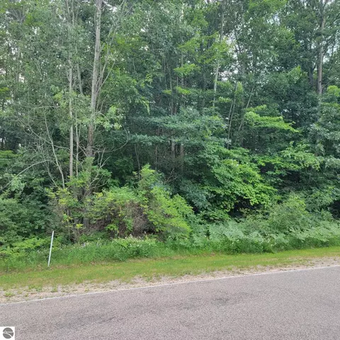 Nnn Questview Drive LOT 47, Houghton Lake, MI 48629