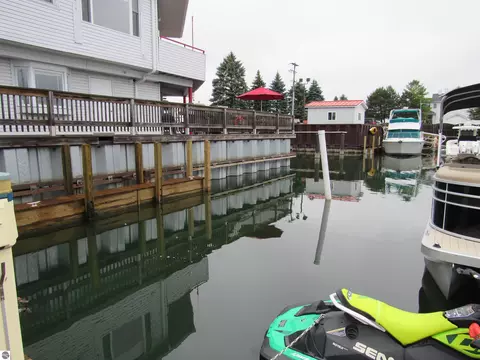 939 W Lake St UNIT 105, Tawas City, MI 48763