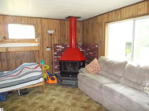 3582 Lakeside Dr, Lupton, MI 48635 photo 9