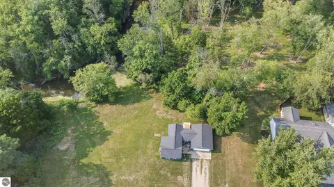 406 W Main St, Maple Rapids, MI 48853 photo 20