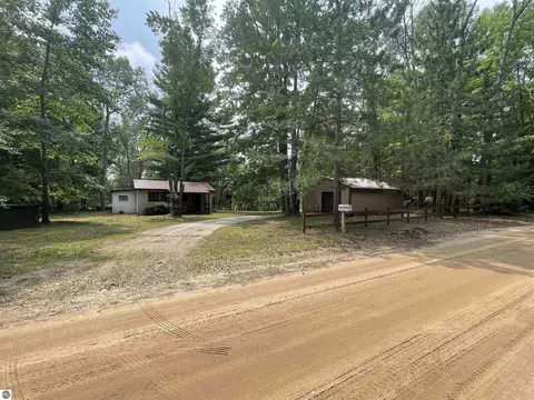 1187 Ziggy Rd, Farwell, MI 48622 photo 7
