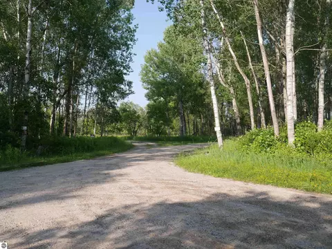 00 1st St, West Branch, MI 48661