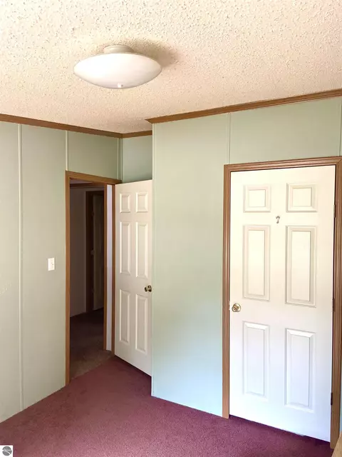 20624 E Trails End, Interlochen, MI 49643 photo 21