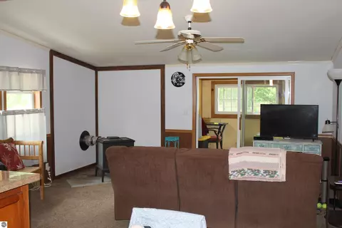 20624 E Trails End, Interlochen, MI 49643 photo 6