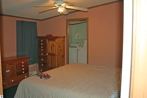 20624 E Trails End, Interlochen, MI 49643 photo 10