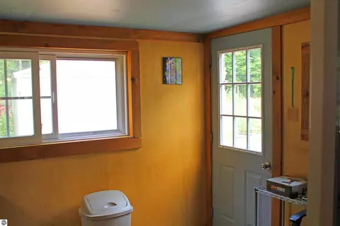 20624 E Trails End, Interlochen, MI 49643 photo 8